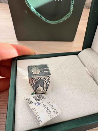 Продам мужскую печатку