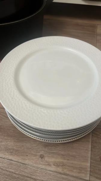 Тарелки 10-ки белые