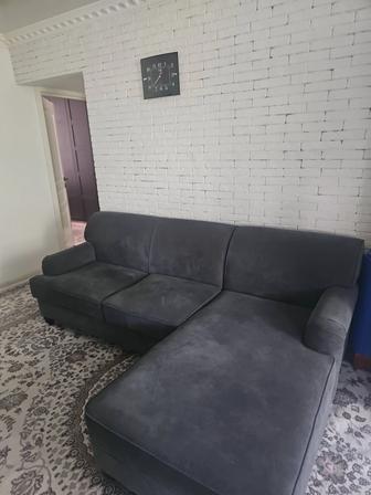 Продается диван 2.25 / 75 см