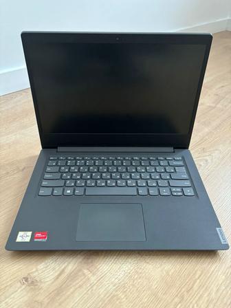 Ноутбук Lenovo V14-ADA