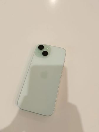 Продаю Айфон 15