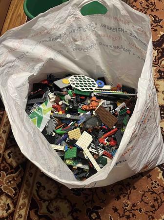 Продам Лего