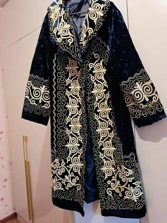 Чапан новый в Алматы