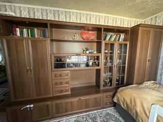 Продам стенку в зал