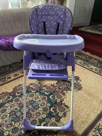 Детский стульчик для кормления