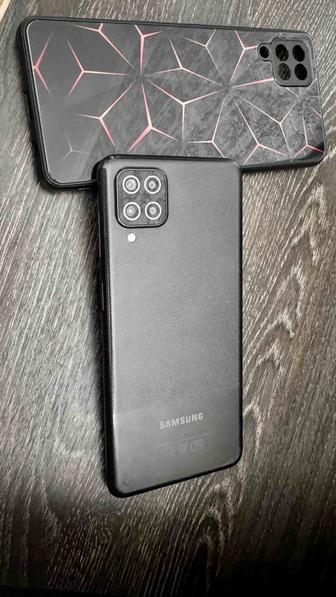 Продам сотовый телефон