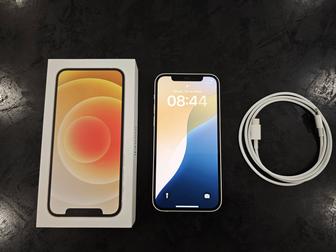 Смартфон Apple iPhone 12 (белый) на 64Gb.