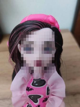 Продам куклу Monster High Дракулаура
