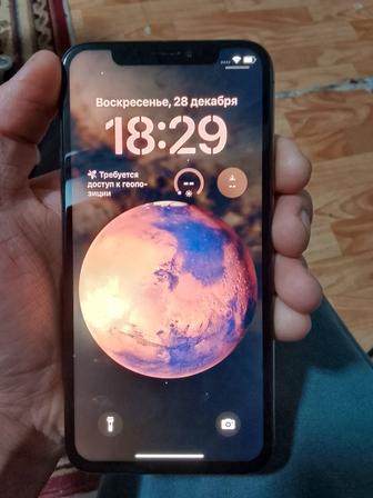 Продам Айфон xs