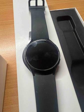 Samsung Galaxy Watch 4
