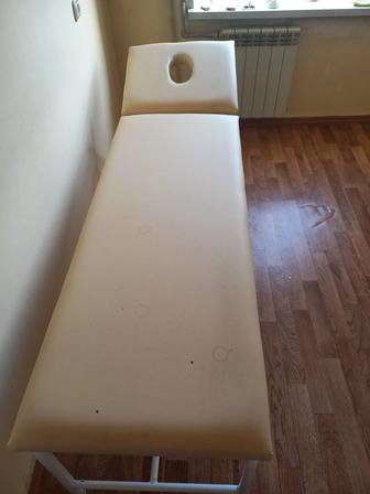Продается кушетка