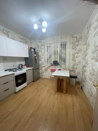 Продам стол