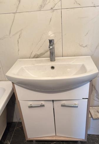 продам тумбу с Раковиной