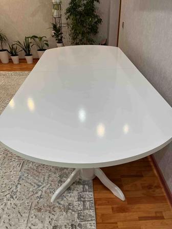 Продается стол