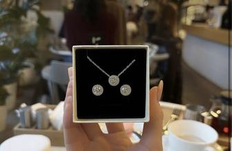 Продаю серебреный набор