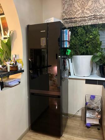 Холодильник двухкамерный