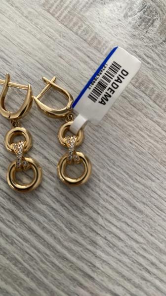 Золотые серьги 4,15гр