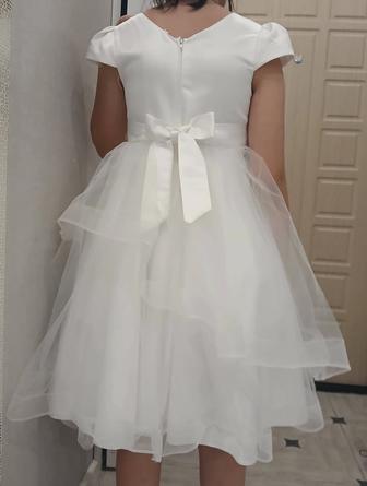 Продаю платье на новый год