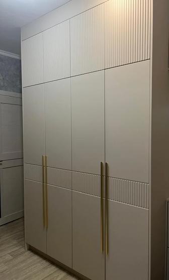 Продам шифоньер