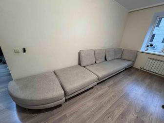 Продается модульный диван в среднем состоянии