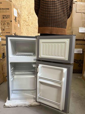 Продам морозильник