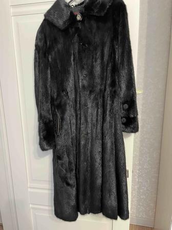 Продам шубу норковую