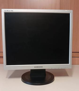 Монитор 17 дюймов