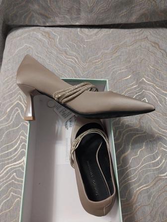 Продаю туфли