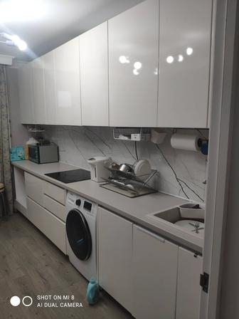 Продам кухонный гарнитур в отличном состоянии