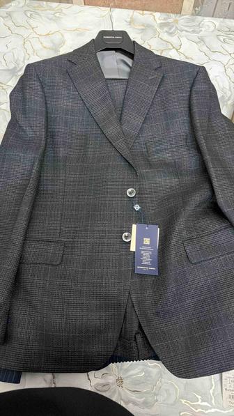 Мужские костюмы