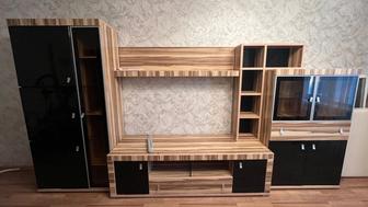 Продам современную стенку - горку