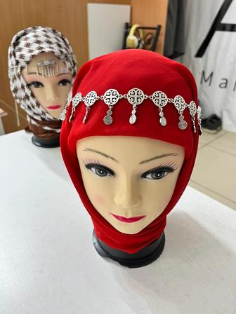 В наличии и на заказ украшения в национальном стиле.