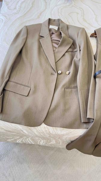 Женский костюм двойка