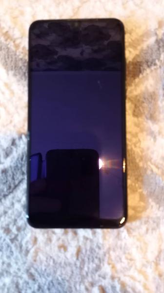 Продам телефон Huawei P 30 lite