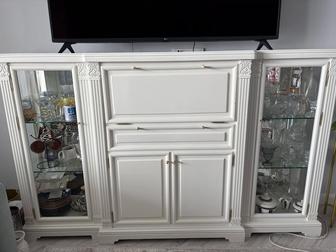 Продается стенка из натурального дерева