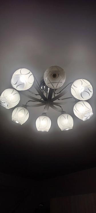 Люстра, 8 рожковая, цоколь стандартный