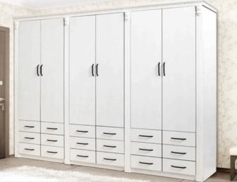 Продам распашной шкаф