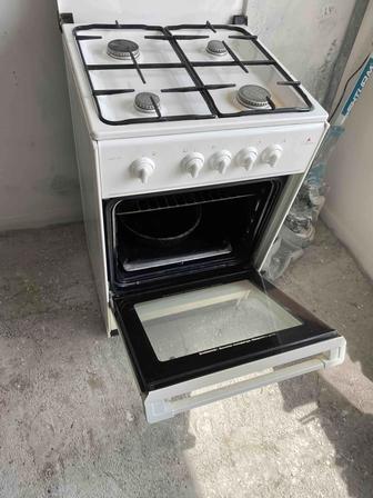 Продам газовую плиту б/у