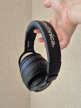 Наушники Audio-technica m40x