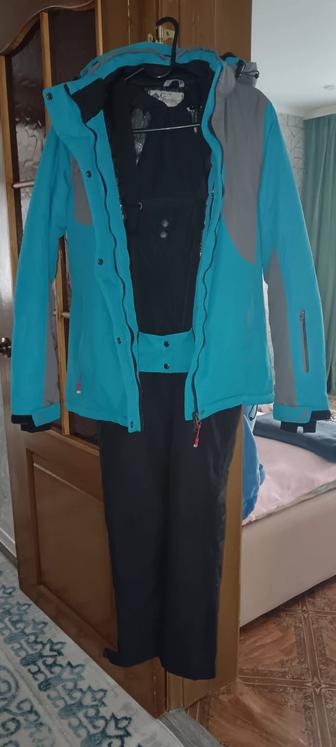 Лыжный костюм