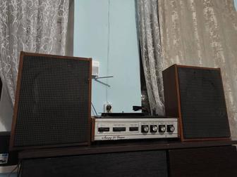 Виниловый проигрыватель Аккорд-201 стерео родные колонки