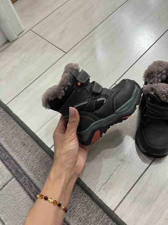 Продать ботинки детские