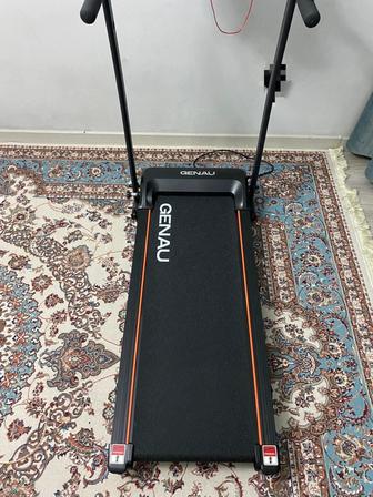 Продам беговую дорожку