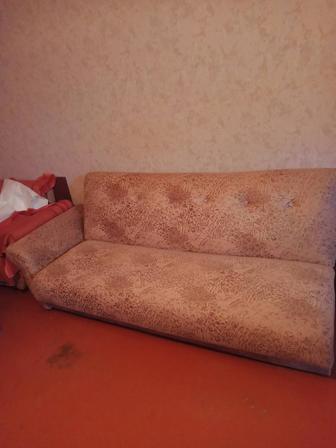 Срочно продам диван раскладной б/у за 25.000 тенге в хорошем состоянии