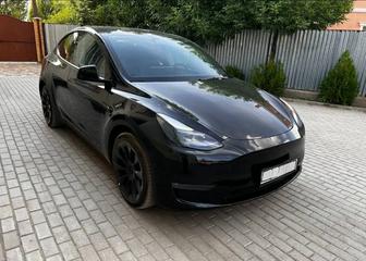 Аренда Tesla Model Y с водителем