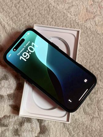 Продам IPhone 16