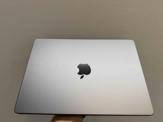 Macbook pro 14 m1pro 16/512