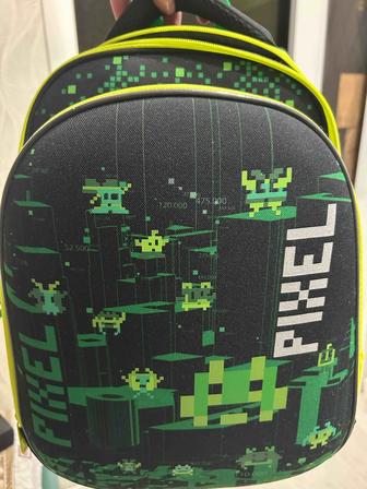 Рюкзак школьный