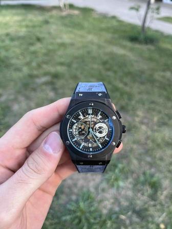 Часы HUBLOT