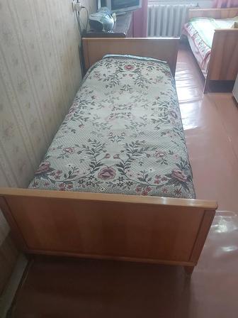 Отдам кровать даром